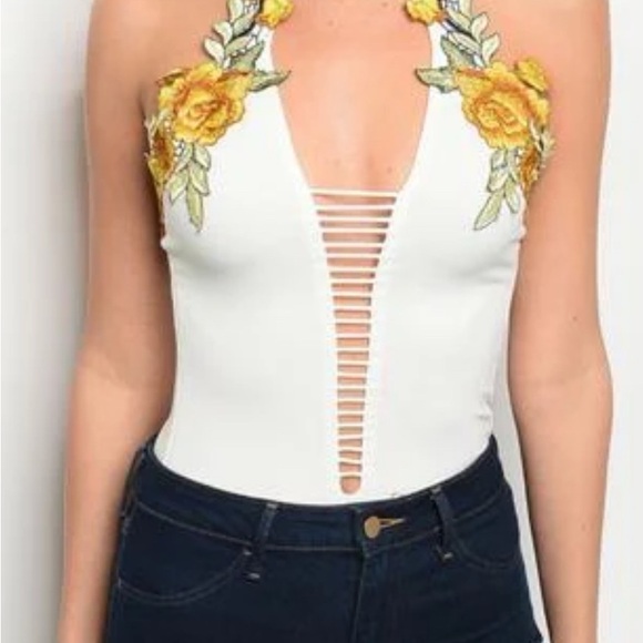 solaris style Tops - White Sleeveless Bodysuit with Yellow Embellishments